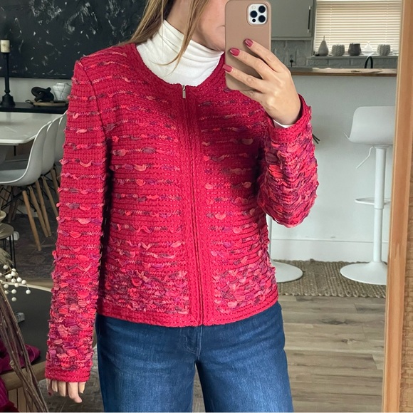 St. John Couture Red Knit Cardigan - Picture 6 of 14